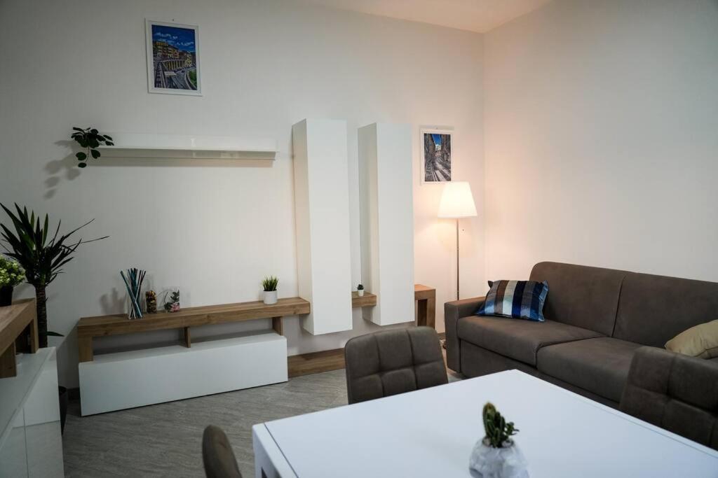Guest House Marittima Frosinone Exterior foto